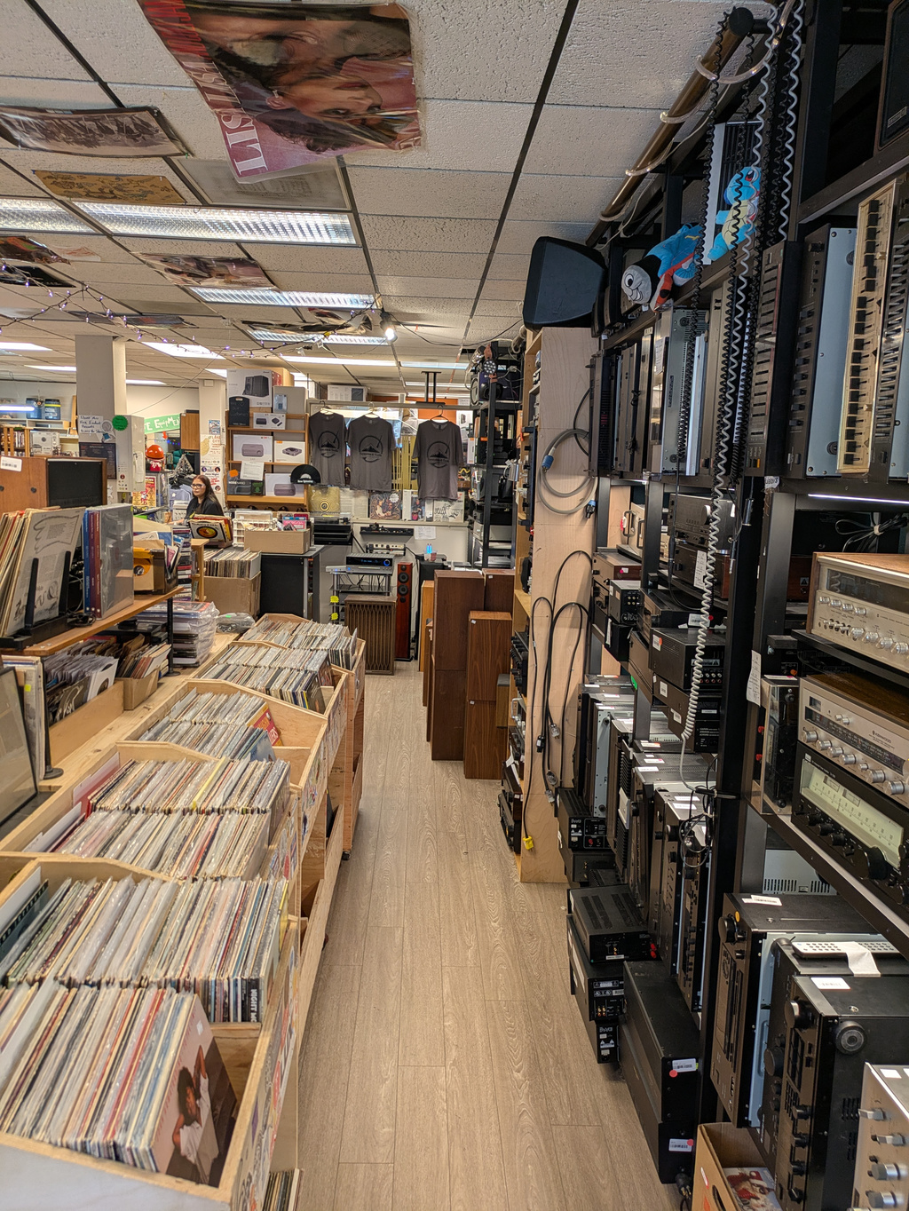 Main aisle at Turntables & Trails
