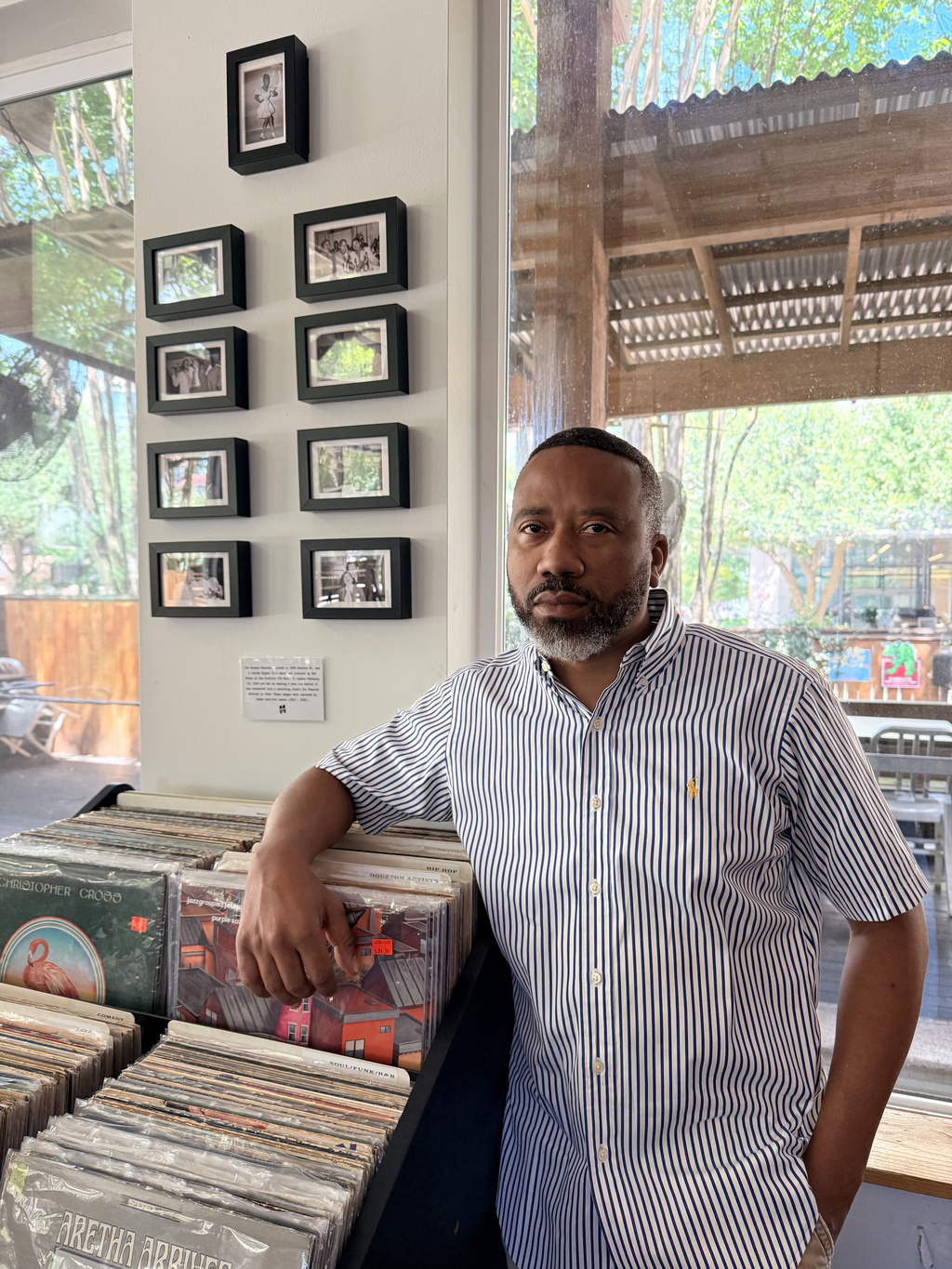 Mo' Brunch + Brews record bins