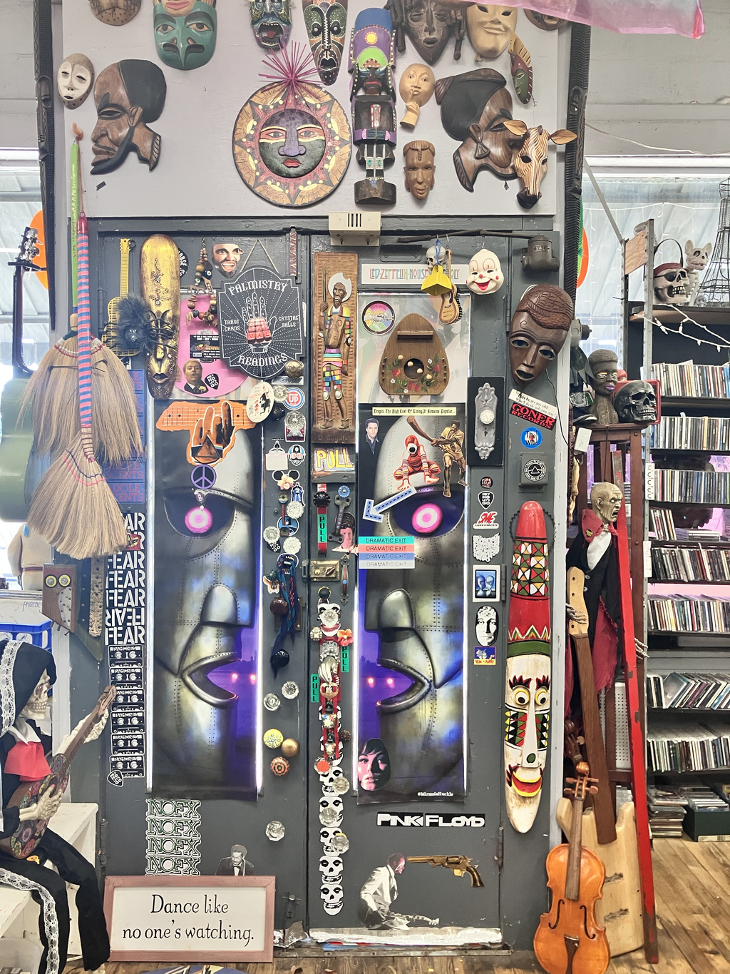 Inside Vinyl Revival