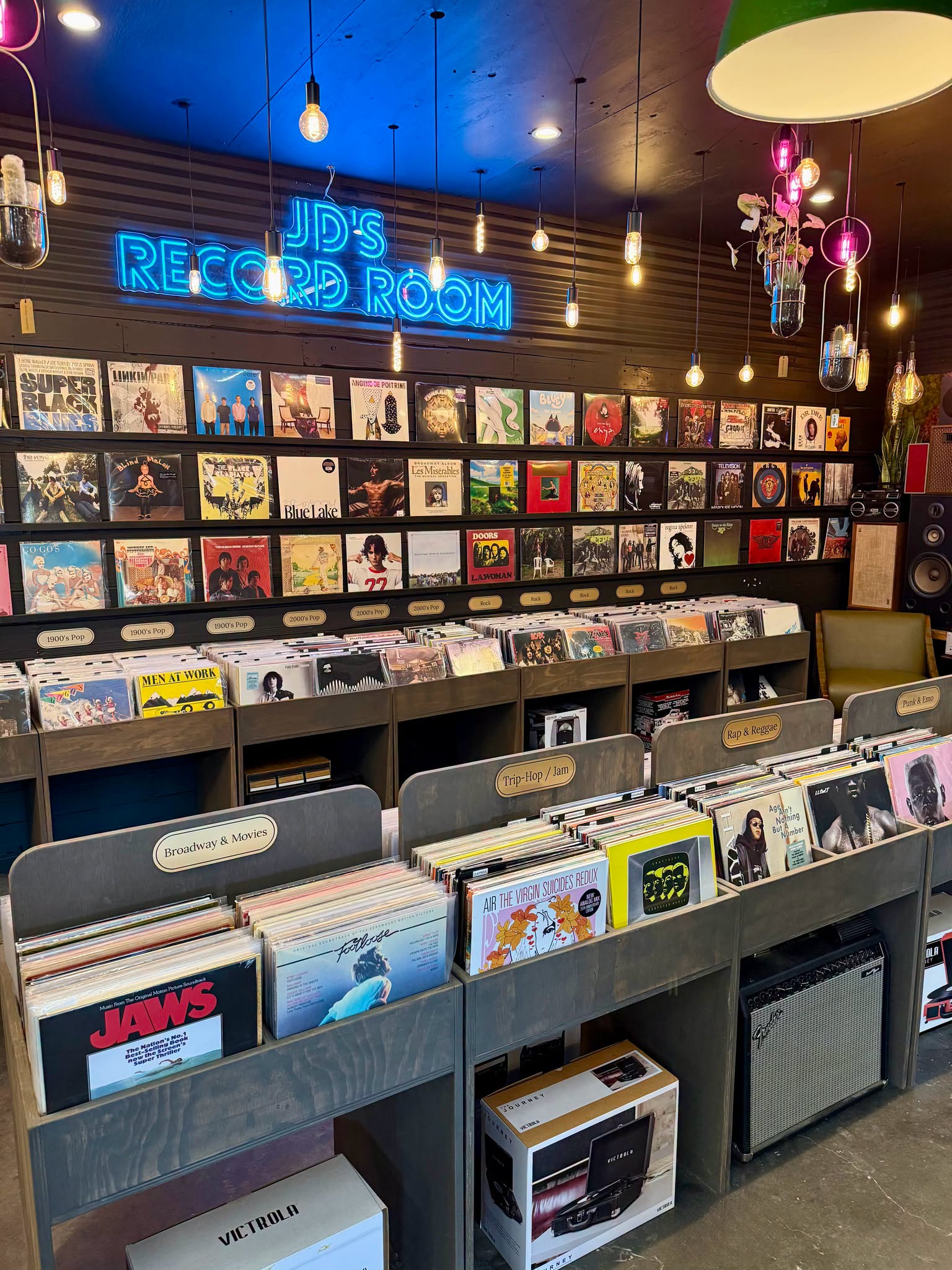 Dothan Nurseries vinyl wall